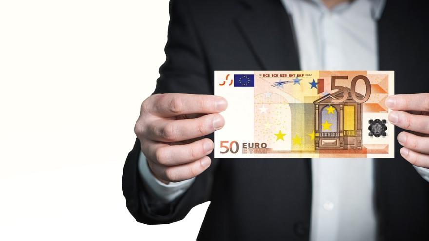 50 Euro Schein In Din A 4 Ausdrucken Der Angegebene Preis 9 90 Euro Ist Fur Eine Din A4 Grosse Euro Pfund Kurs Immer Aktuellster Wechselkurs Mit Dem Wahrungsrechner Einfach Zu Berechnen Aneka Ikan Hias