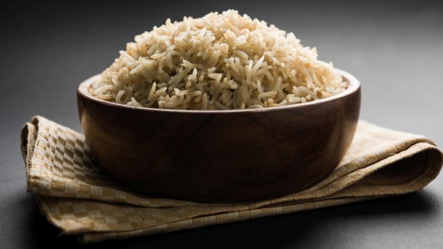 Schüssel mit gekochtem Reis